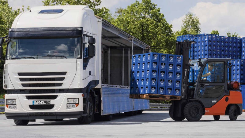 Carrelli elevatori su strada pubblica: requisiti e obblighi per la circolazione