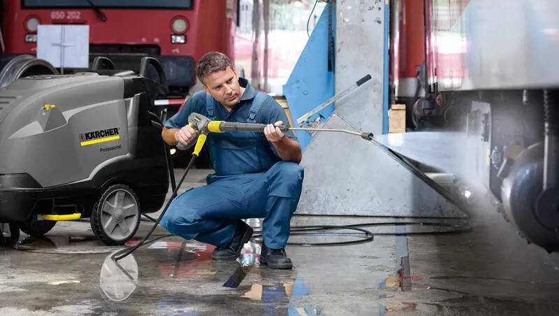 Idropulitrici industriali: come scegliere l’idropulitrice professionale più adatta