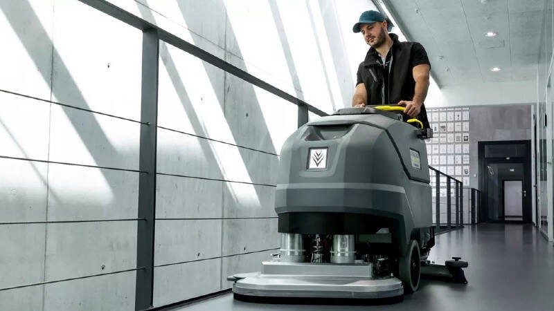 Lavasciuga pavimenti professionali per la pulizia industriale: usi e tipologie