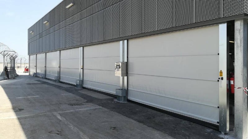 Portoni industriali: chiusure industriali per ambienti interni ed esterni