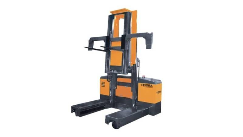 Carrelli elevatori laterali per la movimentazione di carichi lunghi e ingombranti