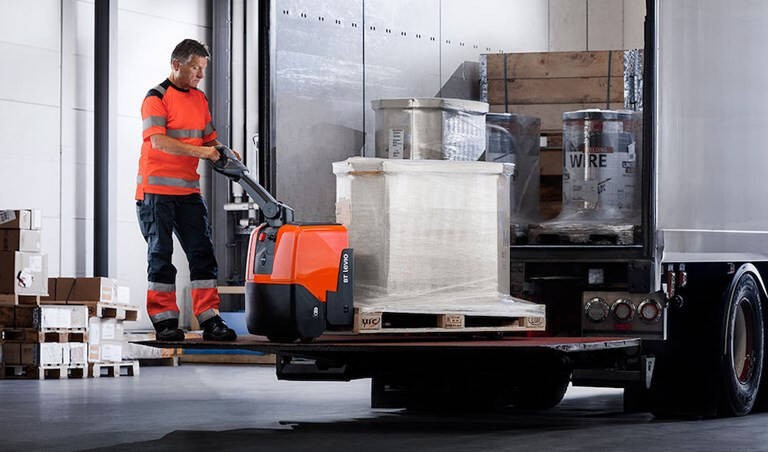 Transpallet manuali Toyota: scopri tutta la gamma da Vilogic