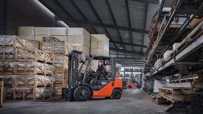 Consigli guida sicura carrello elevatore