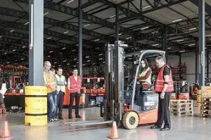 Formazione per carrellisti: tutto quello che c’è da sapere