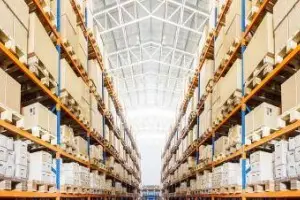 Scaffalature per magazzino: tipologie e vantaggi