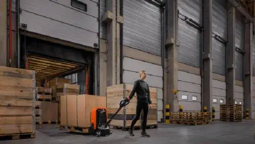Transpallet elettrici Toyota: ecco la nuova generazione di BT Tyro