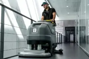 Lavasciuga pavimenti industriali: macchine professionali per la pulizia dei pavimenti 