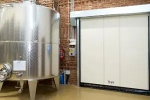 Porte rapide industriali: una vasta gamma di chiusure industriali per ogni settore