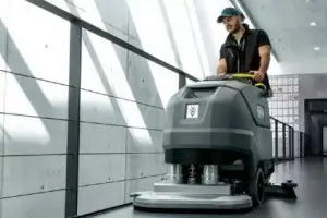 Lavasciuga pavimenti professionali per la pulizia industriale: usi e tipologie