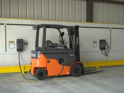 Batterie al litio per carrelli elevatori: durata, ricarica e vantaggi